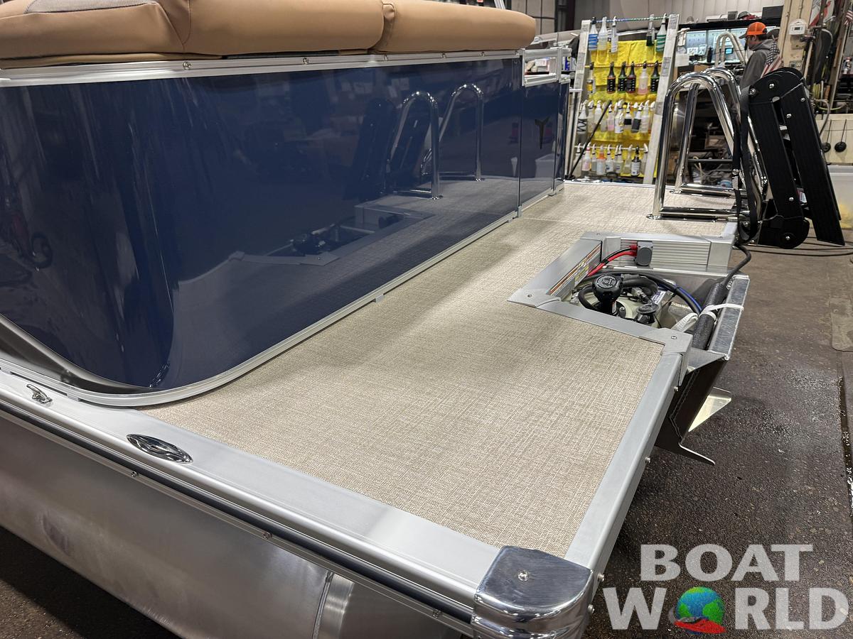 2026 Tahoe Pontoons LTZ 1985 Cruise Pontoon