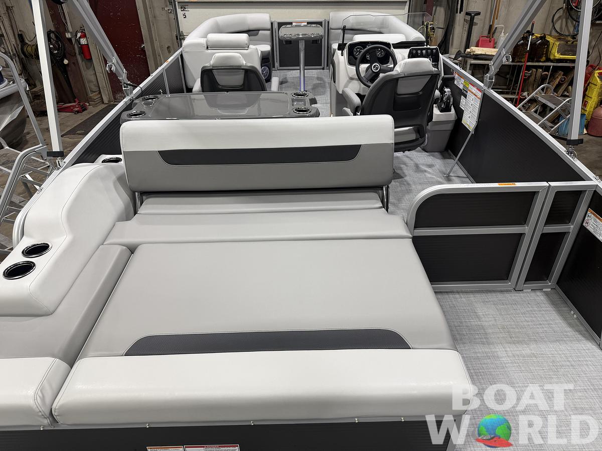 2026 Princecraft Vectra 23 RL SS Swingback Pontoon