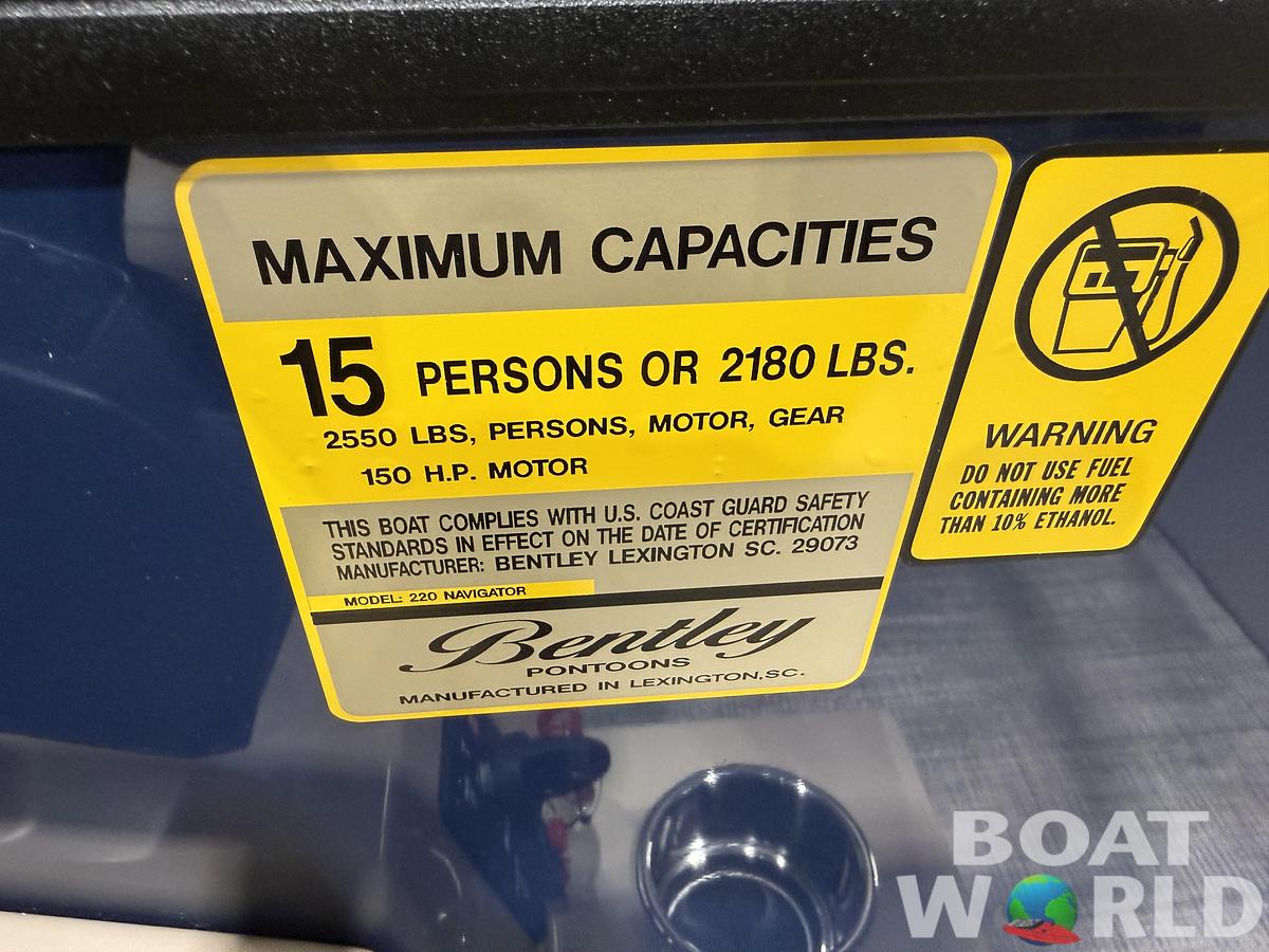 2026 Bentley Legacy 220 Navigator Quad Lounge Pontoon $36995