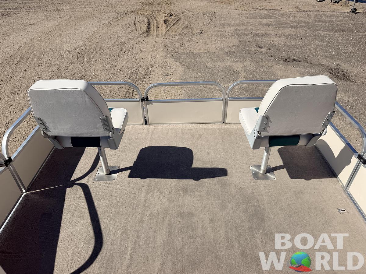 Used 2006 Elete 2021 Party Fish & 50HP Yamaha - $9,995