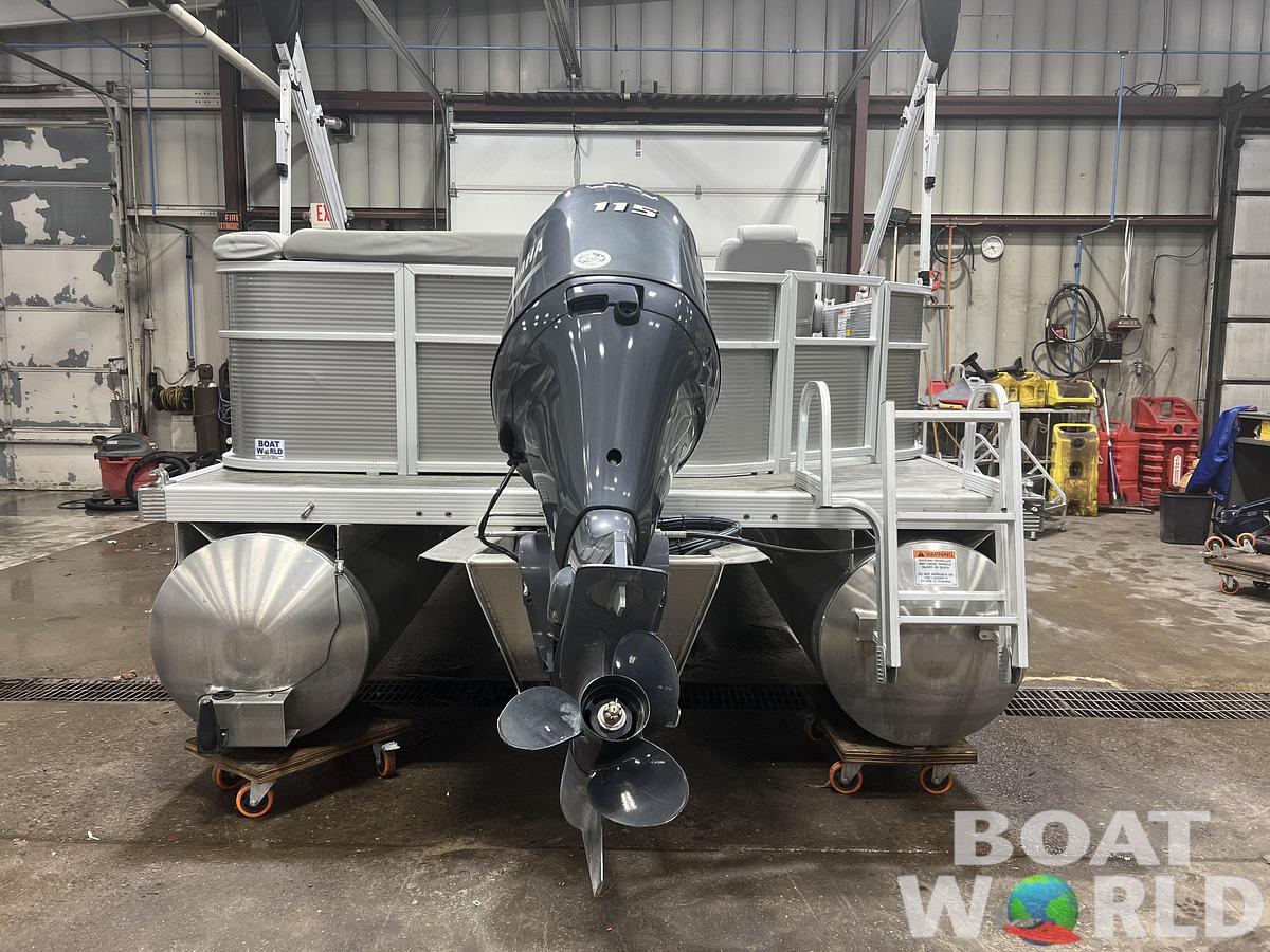 Used 2023 Bennington 21 SLCP Pontoon