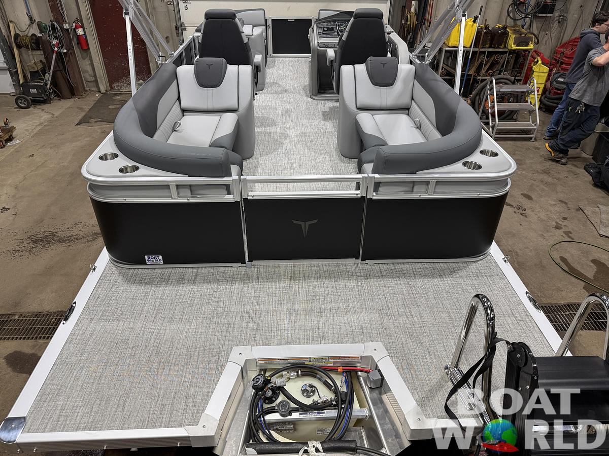 2026 Tahoe LTZ 2385 Quad Lounge & 4-Stroke $38995