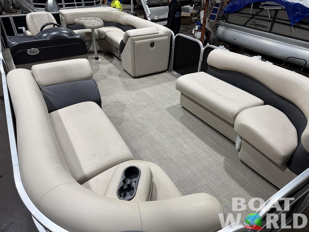 Used 2015 Palm Beach Ultra 240 Cruise & 115HP
