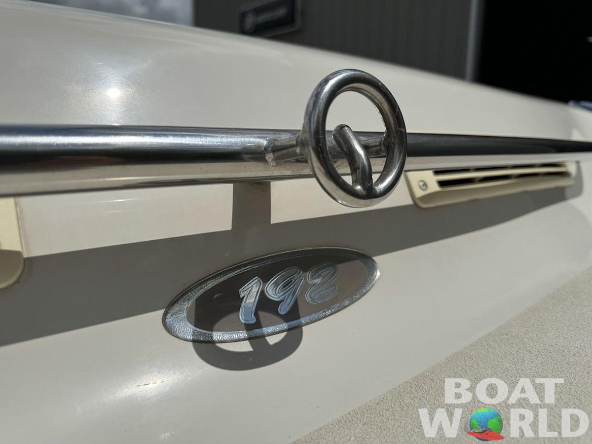 Used 2000 Crownline 192 4.3 V6 Open Bow Runabout