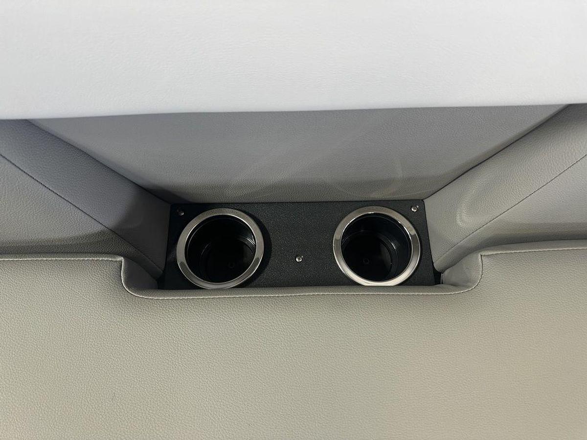 2025 Princecraft Vectra 21 RL Swingback Lounge Pontoon & Mercury 4-Stroke EFI