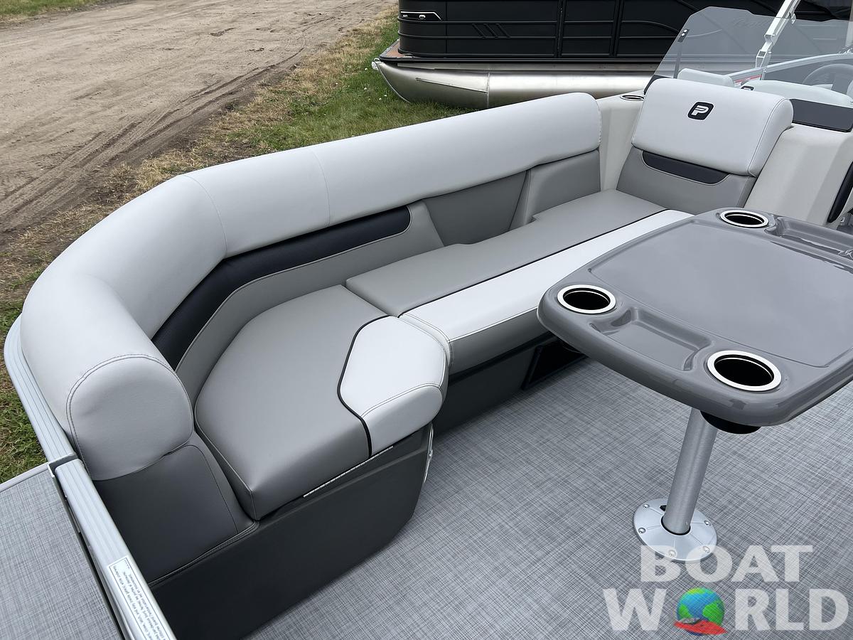 2026 Princecraft Vectra 23 RL Dinette Swingback Pontoon
