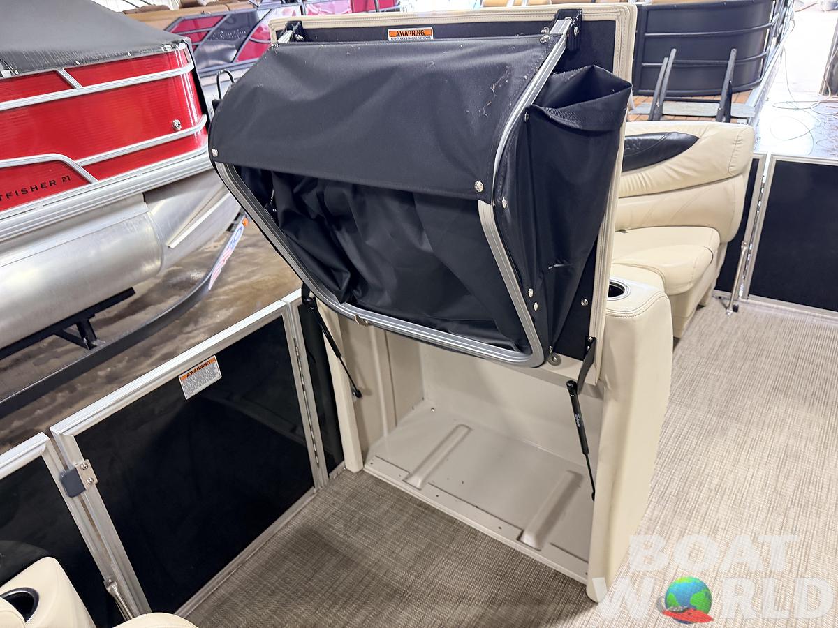 Used 2019 Sylvan MIrage 820 LZ Quad Lounge & 90HP Yamaha -$27,995