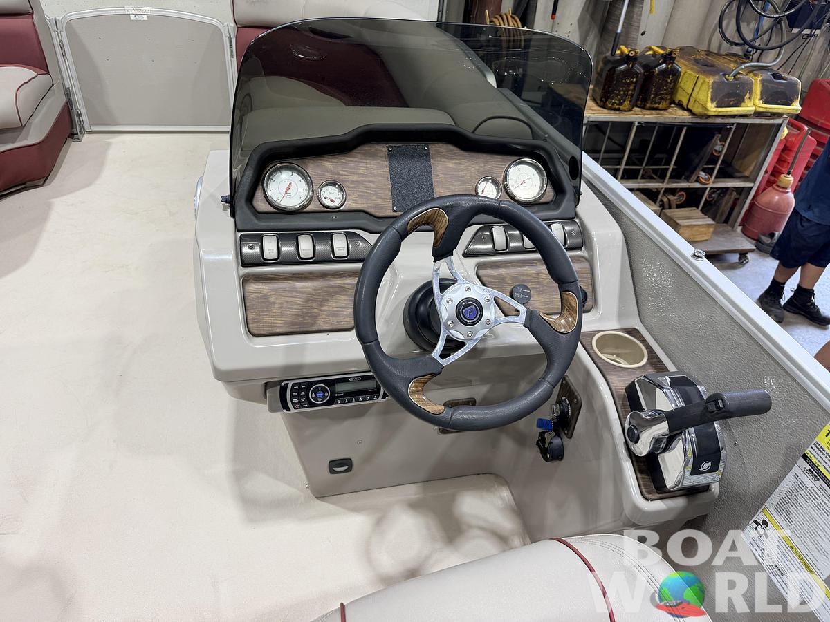 Used 2014 Premier 221 Gemini Fish n Cruise & 50HP Mercury 4Stroke -$19,995