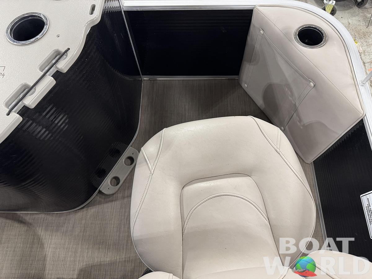 Used 2017 Bennington  22 SS Pontoon with 90HP Yamaha Fourstroke EFI