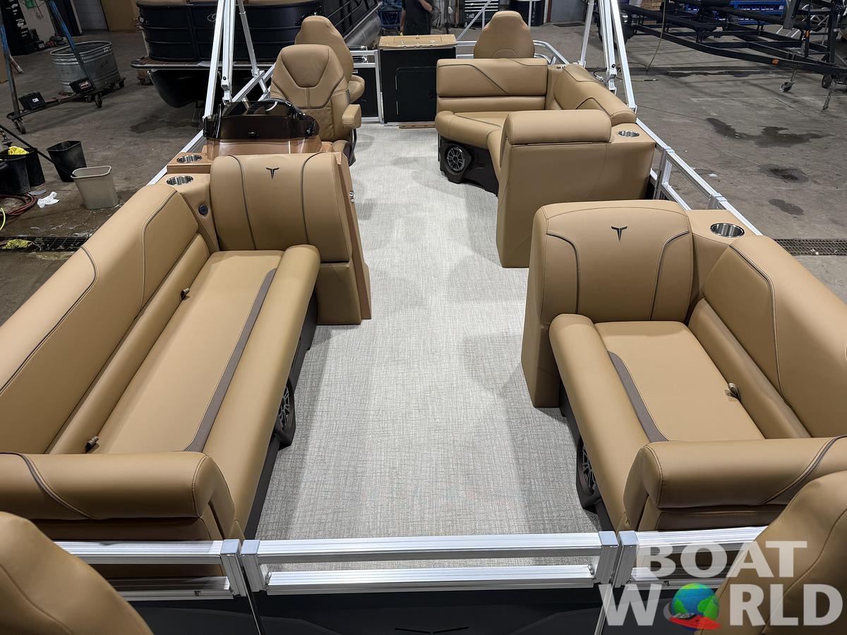 2027 Tahoe Sport Fish & Cruise 23E80 Pontoon $33995