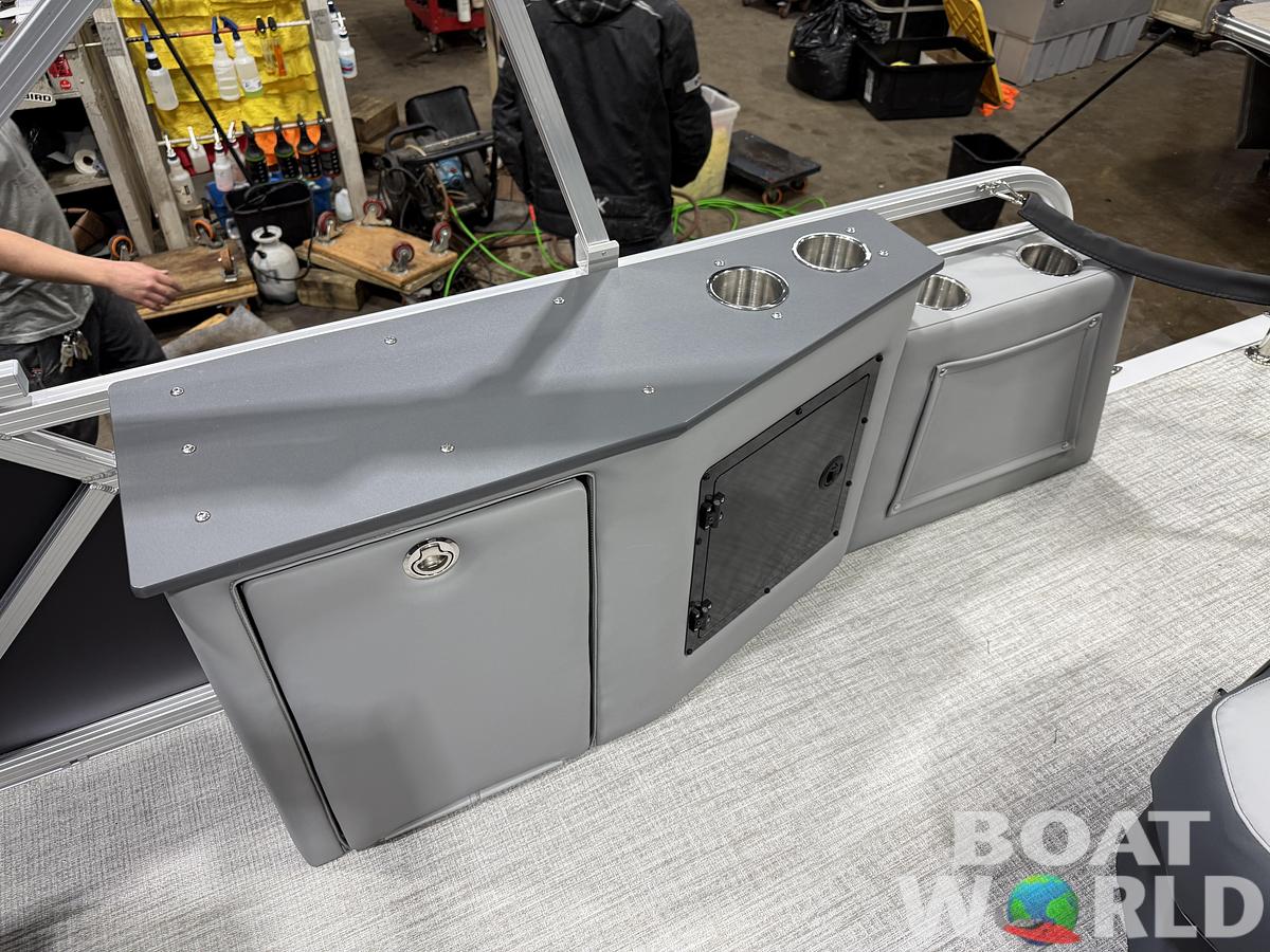 2026 Tahoe Pontoons LTZ 2385 Cruise Rear Bench (CRB)