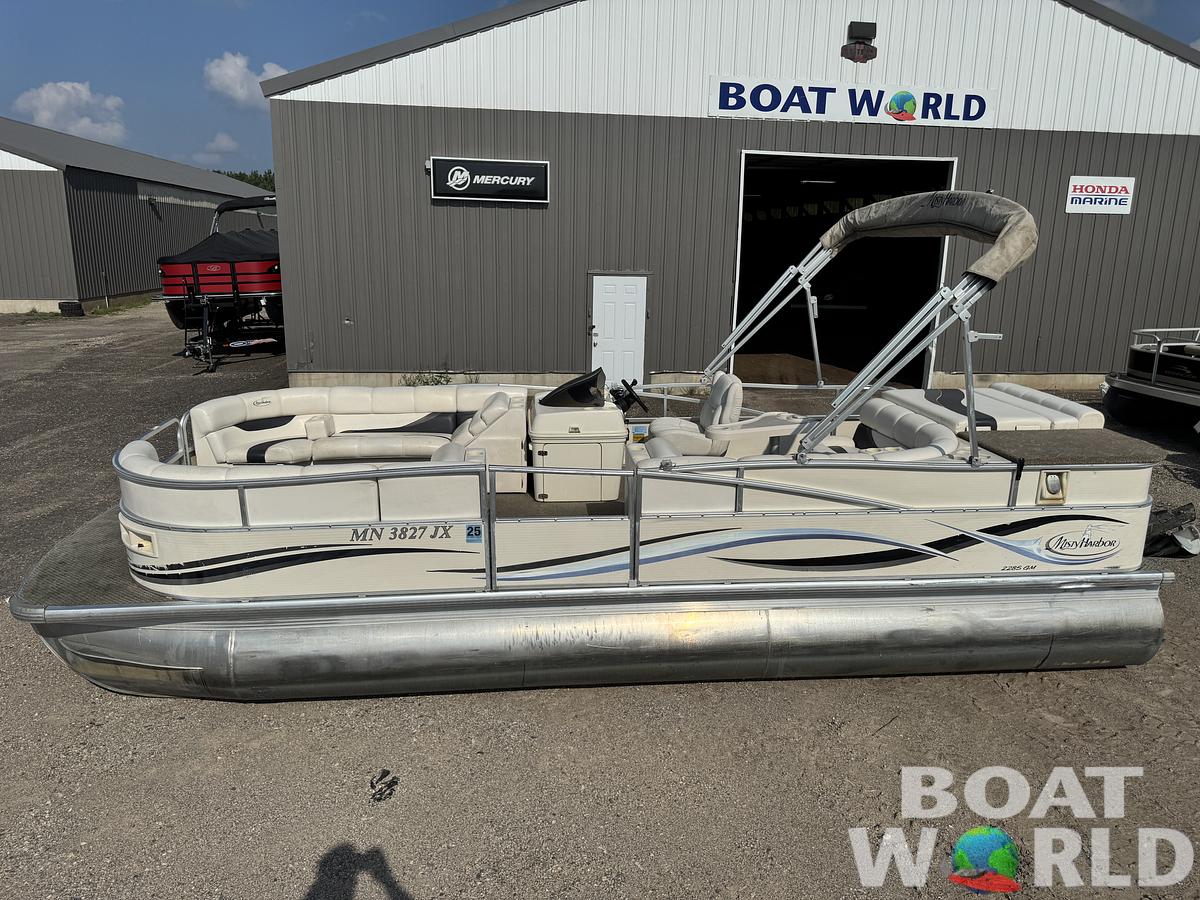 Used 2005 Misty Harbor Boats 2285 GM Pontoon