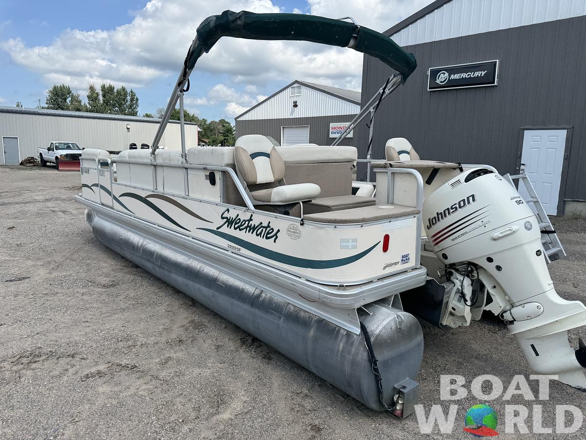 Used 2004 Sweetwater 2222 DF Pontoon WITH SEA LEGS