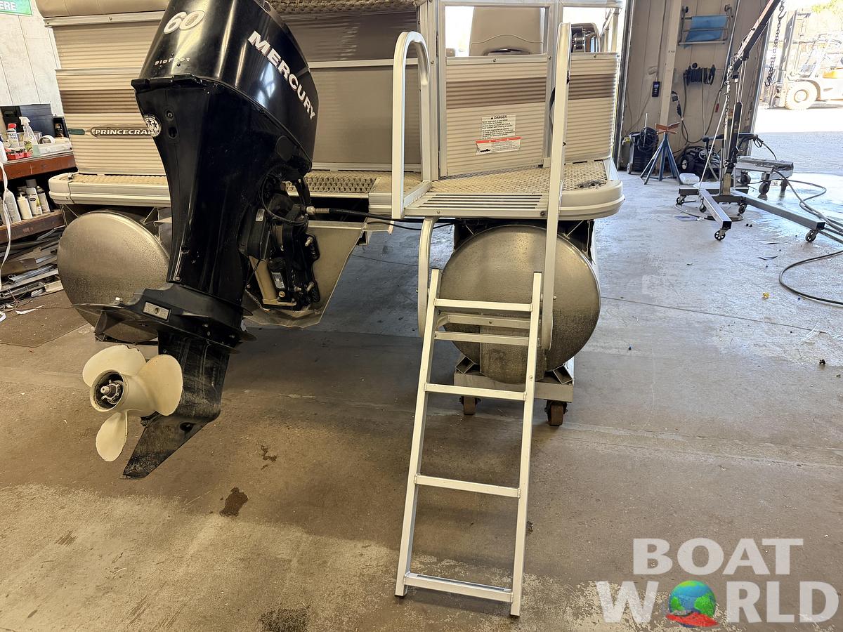 Used 2007 Princecraft  20 Versailles Pontoon & 60HP Mercury 4Stroke - $14,995