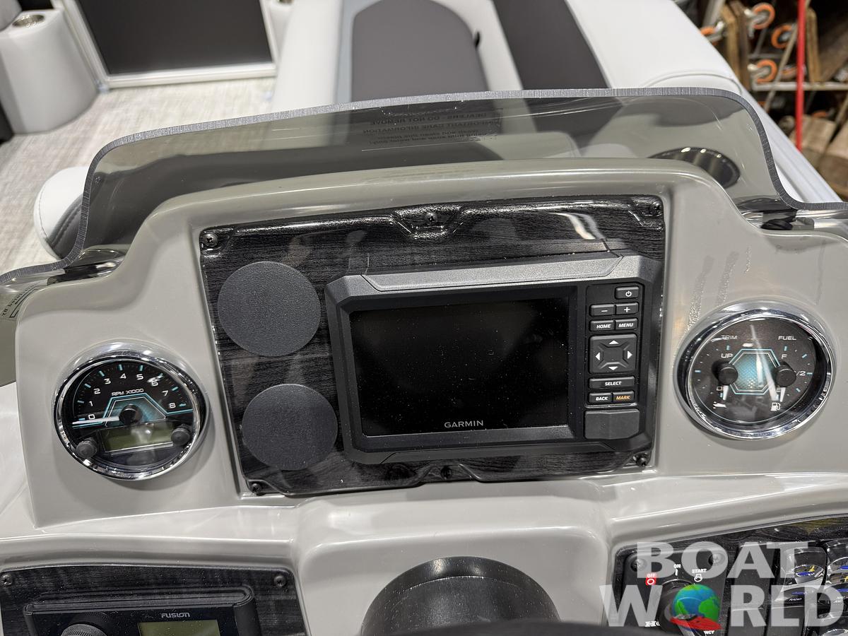 2027 Tahoe Sport VRB 2385 Swingback SE & 140HP $41995