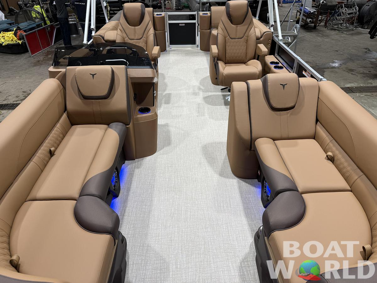 2027 Tahoe LTZ 2385 Quad Lounge & 4-Stroke $42995