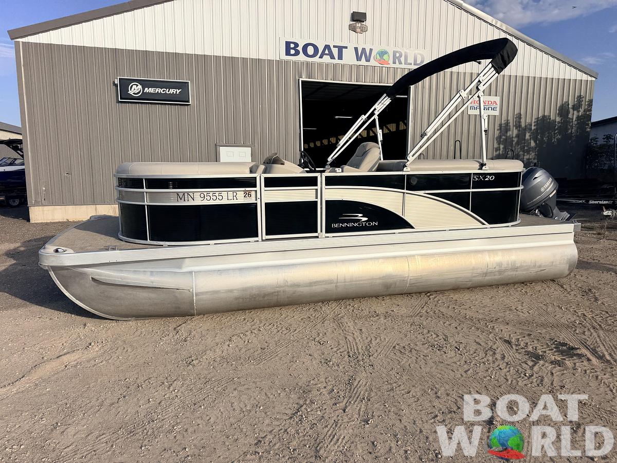 Used 2018 Bennington 20 SSRX & 50HP Yamaha 4 Stroke -$24,995