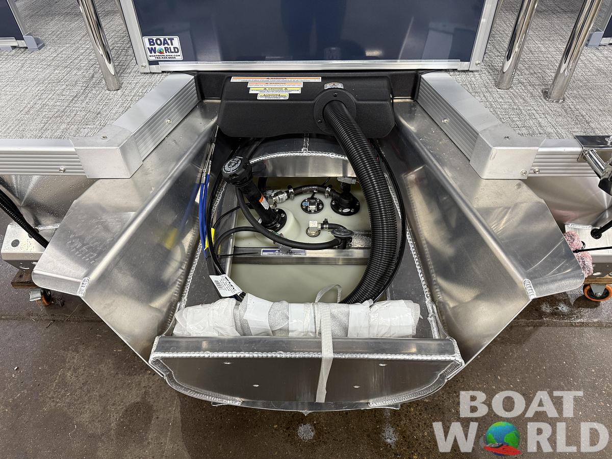 2026 Tahoe Pontoons Sport 2385 Rear Fish Tritoon 