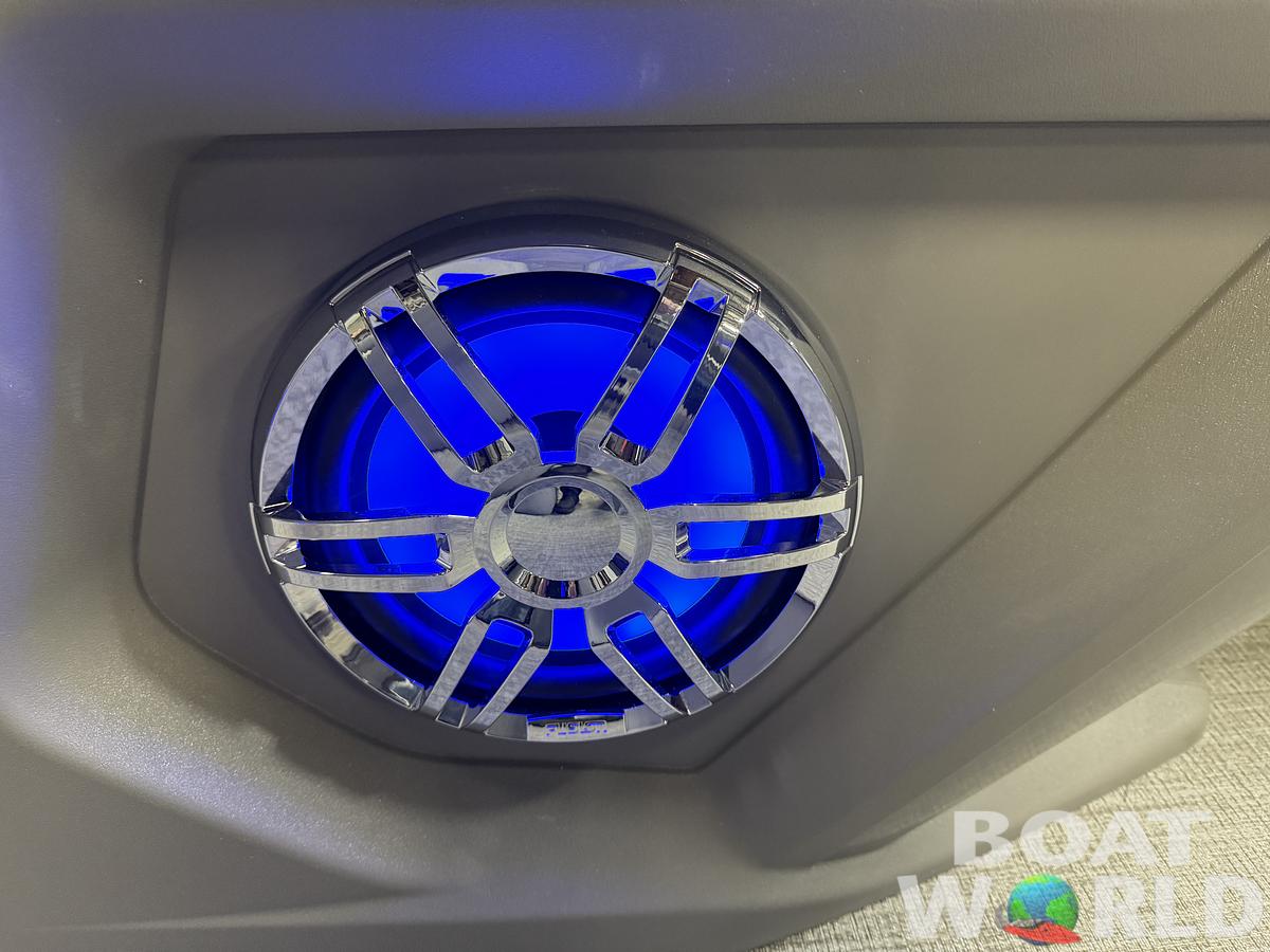 2025 Tahoe Pontoons Cascade 2385 Quad Lounge Tritoon & Honda 4-Stroke EFI