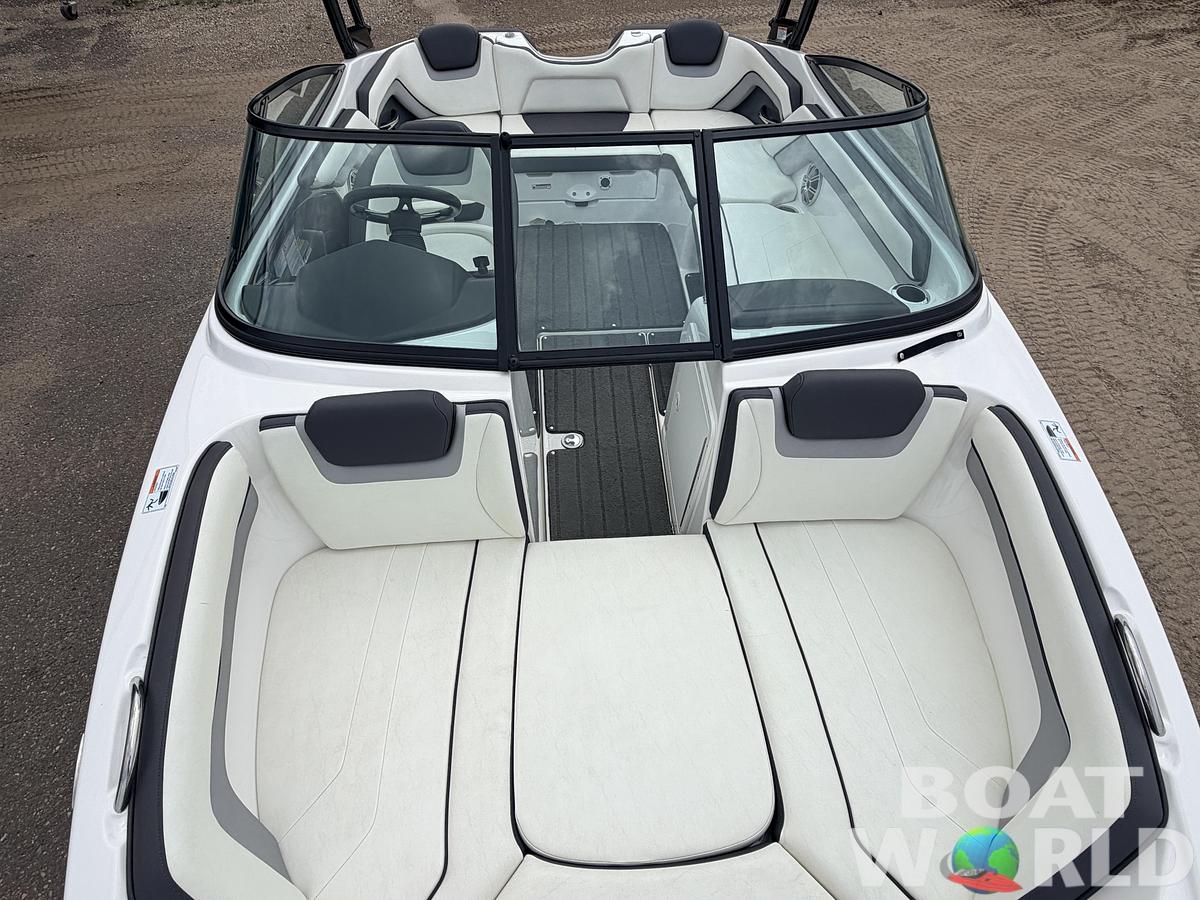 Used 2016 Yamaha AR192 Jet Boat 210HP Supercharged 1.8L & Single Axle Trailer -$29,995