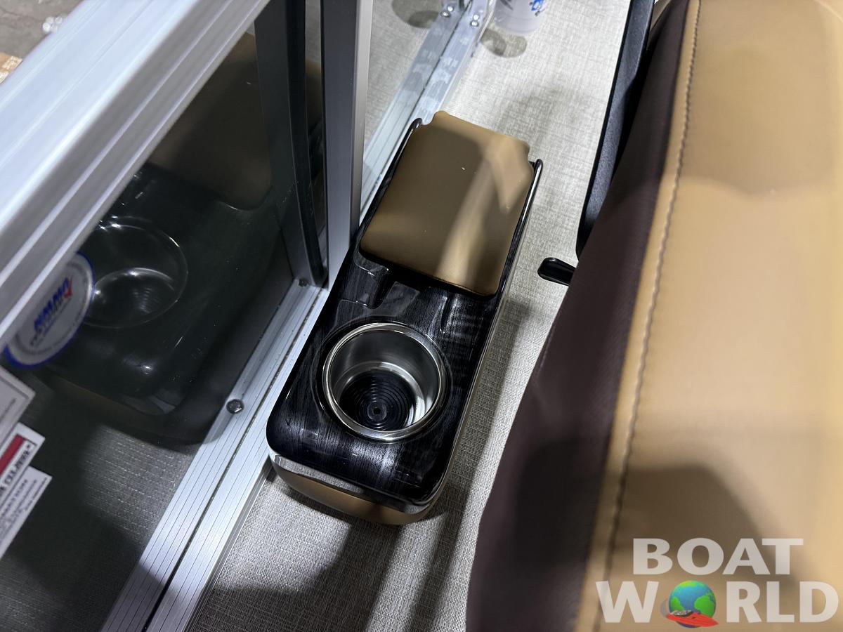 2026 Tahoe Pontoons Sport 2180 Swingback (VRB)