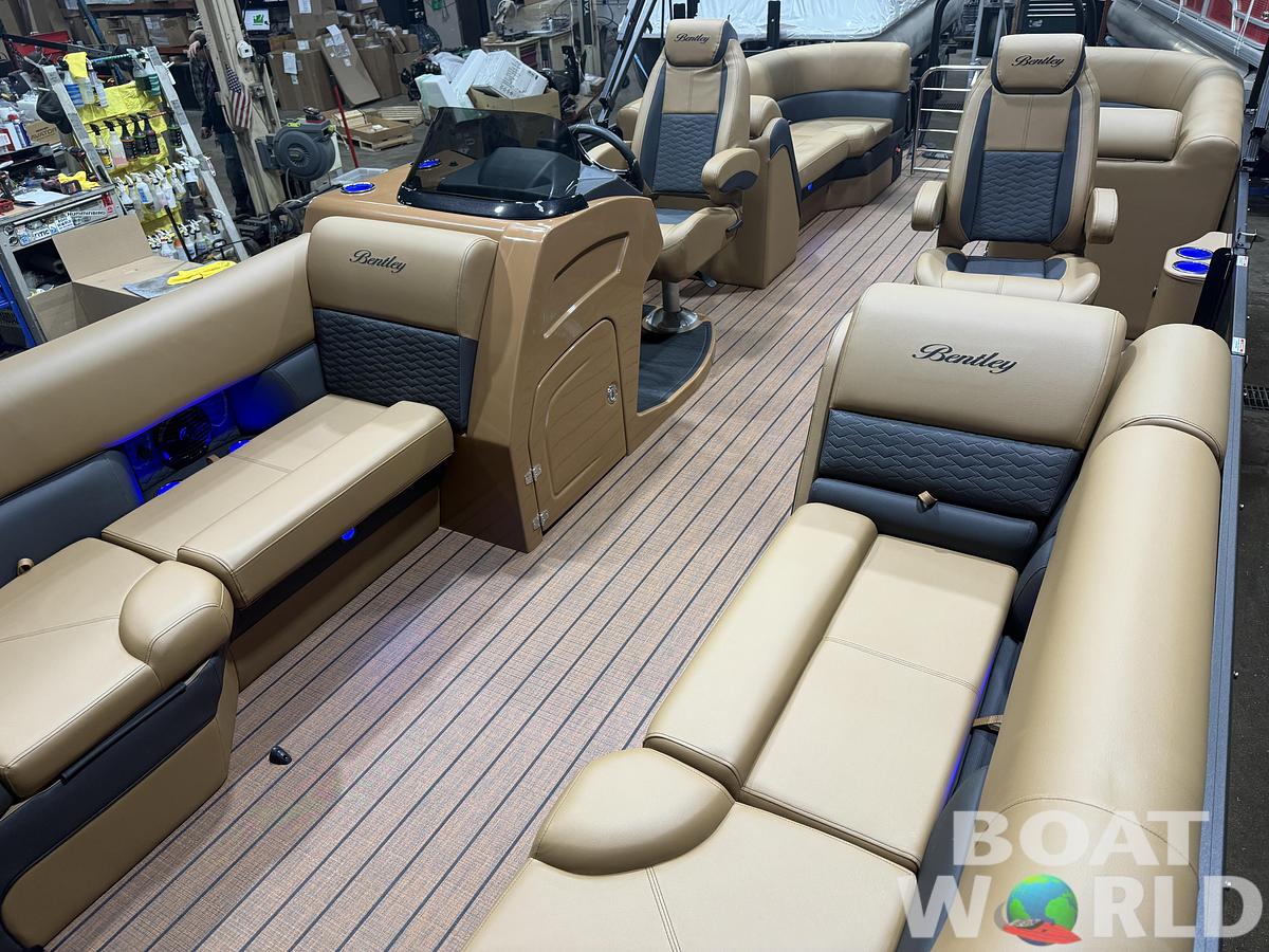 2026 Bentley Pontoons Elite 223 Admiral Quad Lounge Tritoon