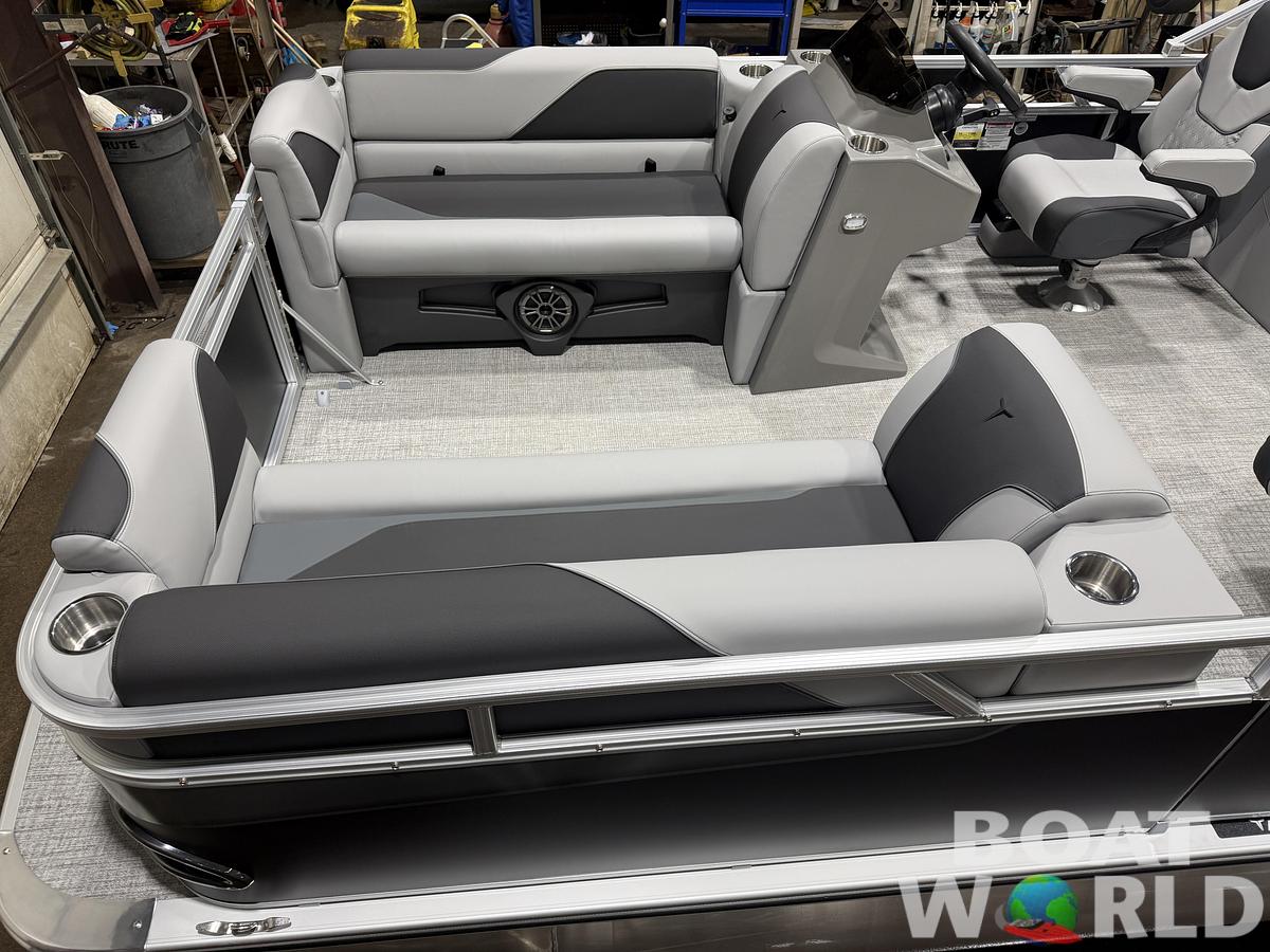 2026 Tahoe Pontoons Sport 2180 Quad Lounge