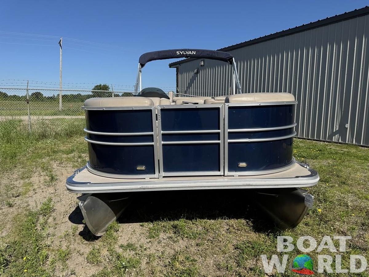 Used 2016 Sylvan 820 Cruise Pontoon