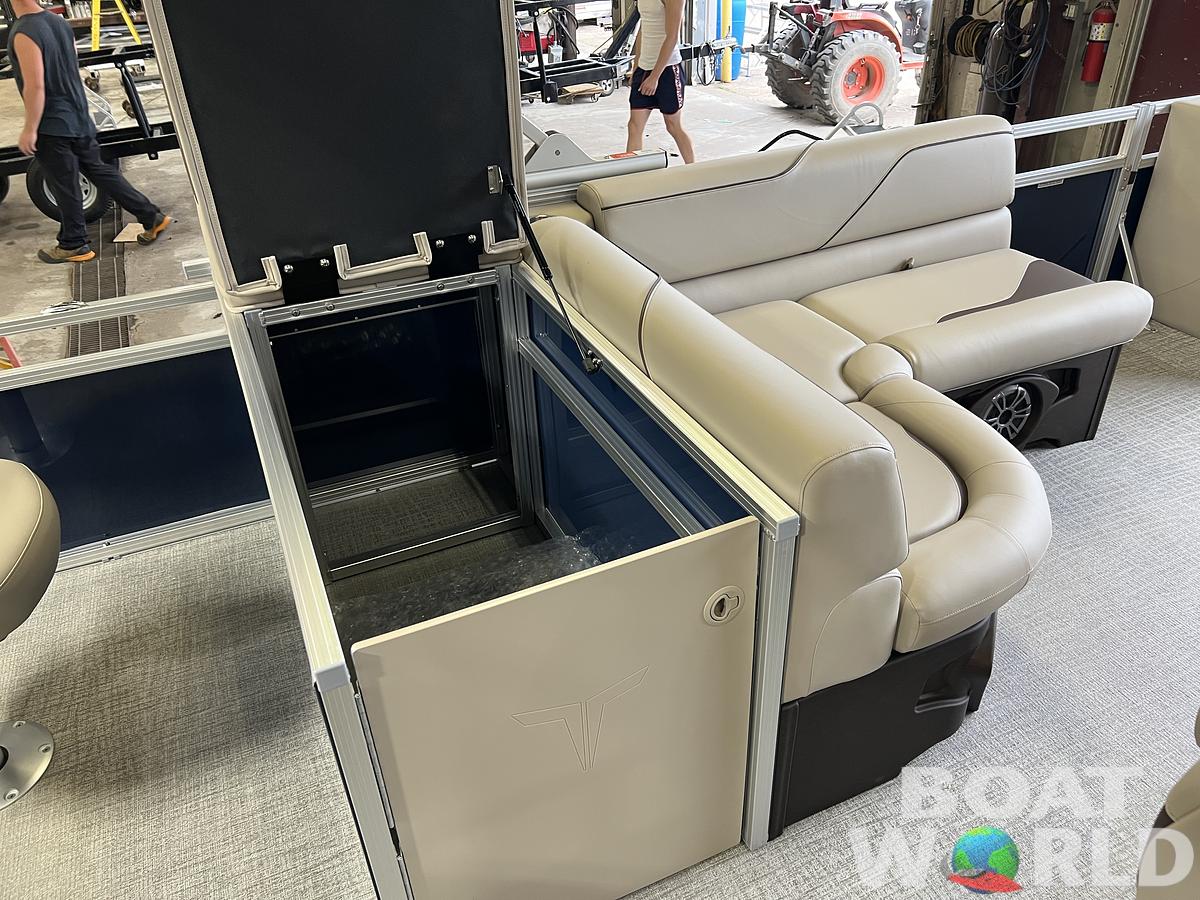 2026 Tahoe Pontoons Sport 2385 Rear Fish & Honda 4-Stroke EFI