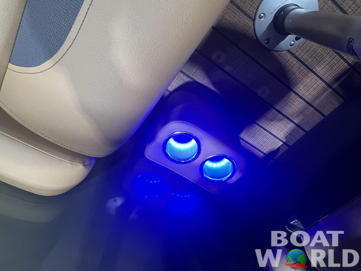 2026 Bentley Legacy 220 QSB Swingback $43995