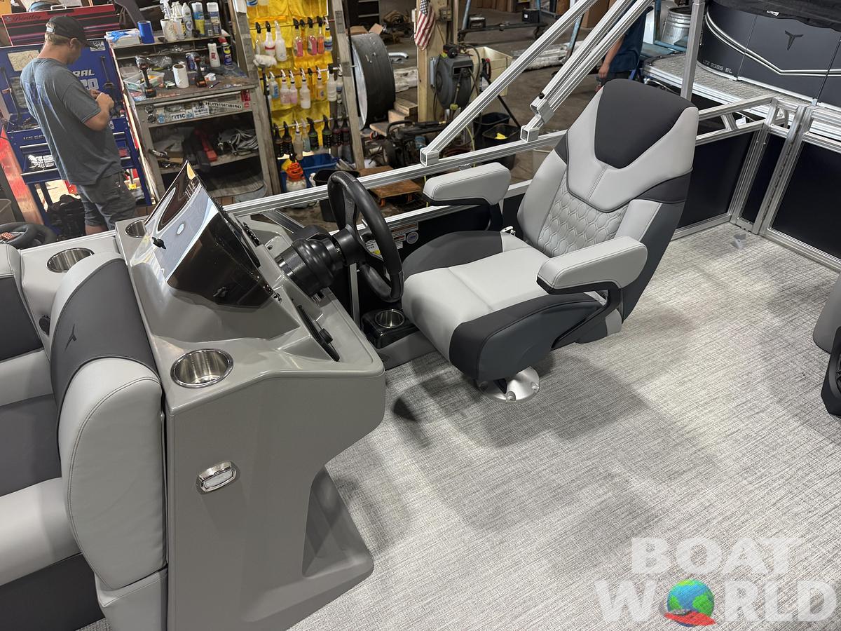 2027 Tahoe Sport CRB 2180 Cruise Rear Bench Pontoon $30995
