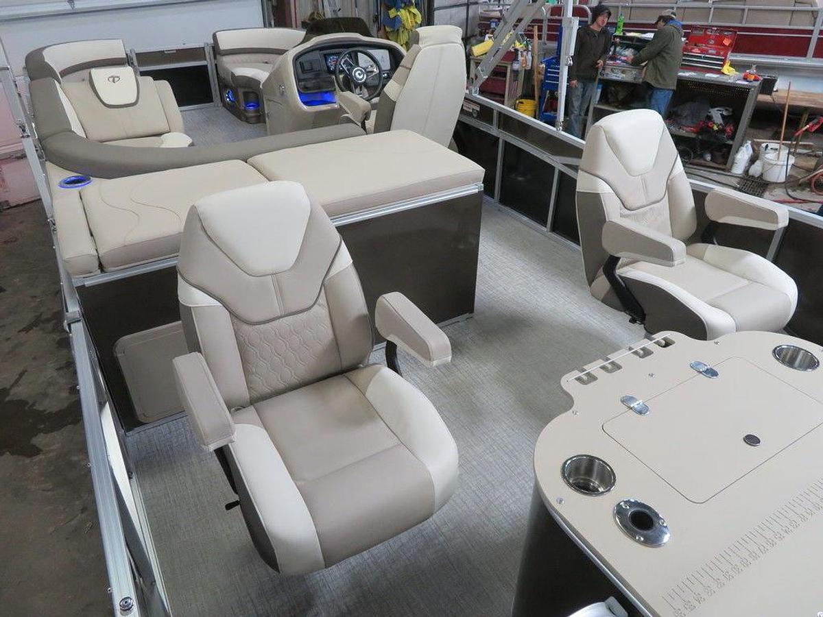 Used 2023 Tahoe Pontoons Cascade 2385 Rear Fish Tritoon & 150HP 4-Stroke EFI