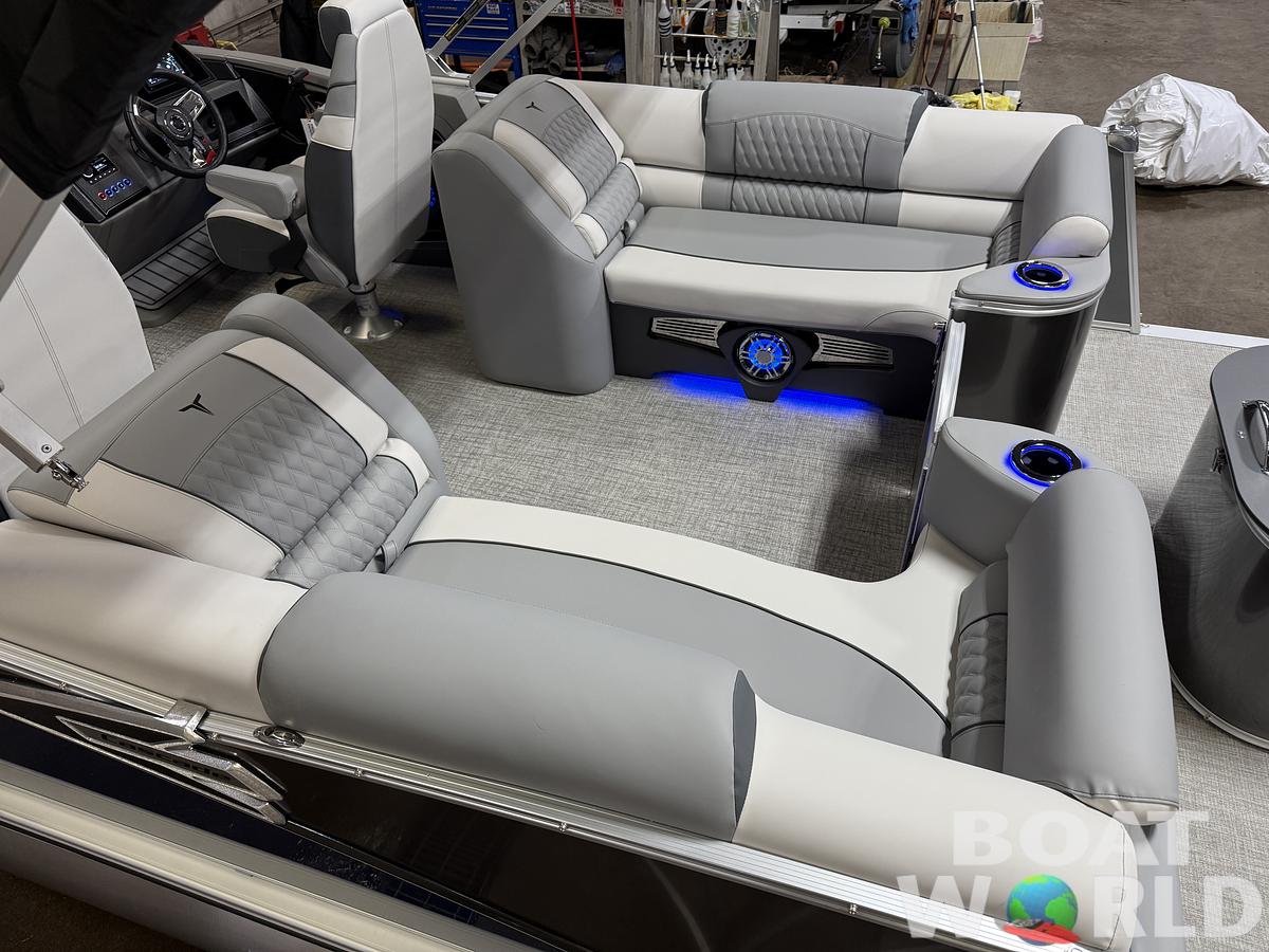 2025 Tahoe Pontoons Cascade 2385 Quad Lounge Tritoon & Honda 4-Stroke EFI