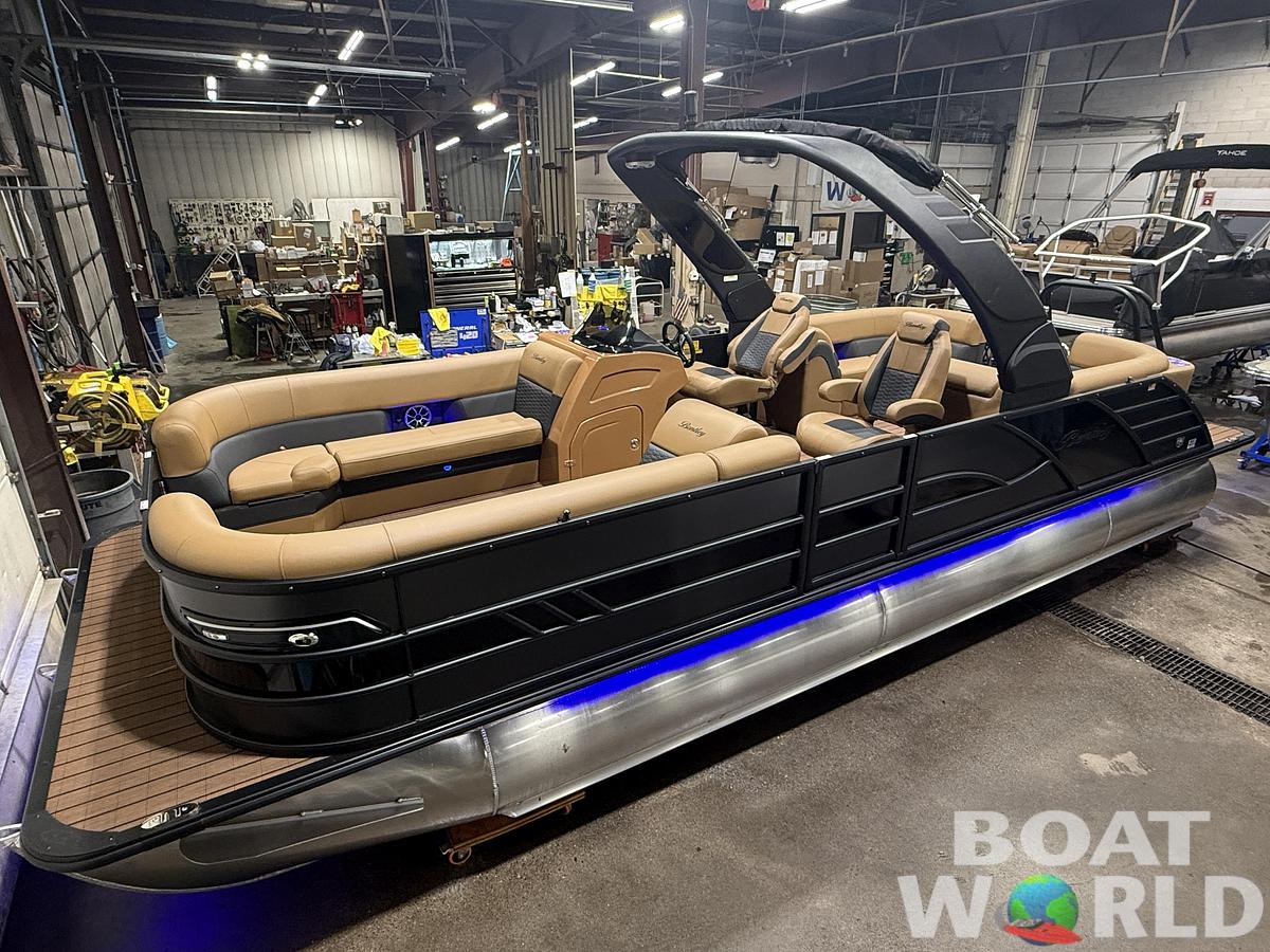 2026 Bentley Pontoons Elite 253 Admiral 350HP Quad Lounge Tritoon