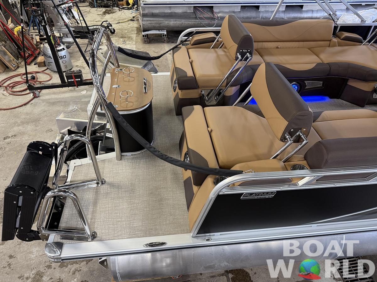 2025 Tahoe Pontoons LTZ 2385 Quad Lounge Shift Flip Tritoon & Honda 4-Stroke EFI