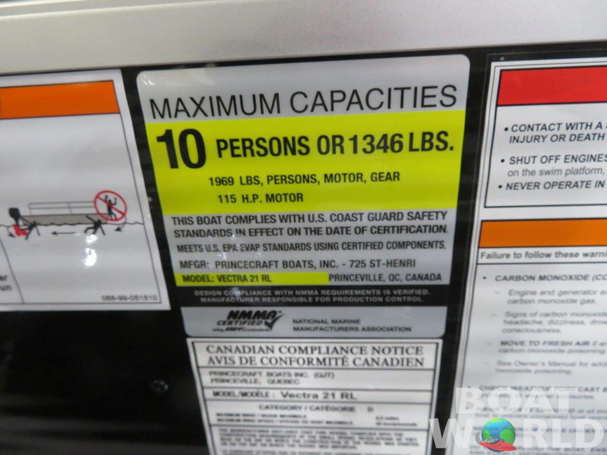 2025 Princecraft Vectra 21 RL Dinette Swingback Pontoon & Mercury 4-Stroke EFI