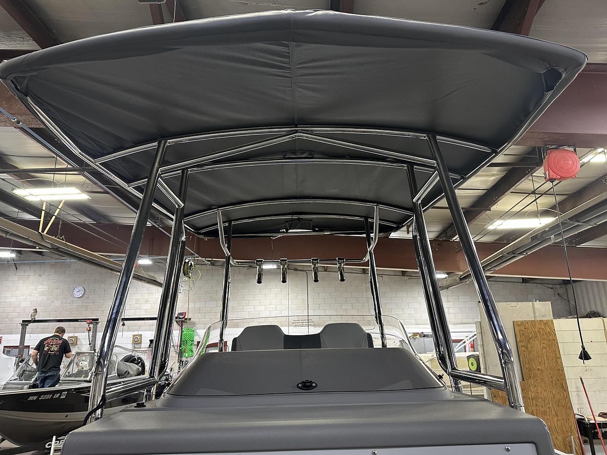 2025 Tahoe Pontoons GEOfish CRF 2585 Tritoon & 225HP Outboard