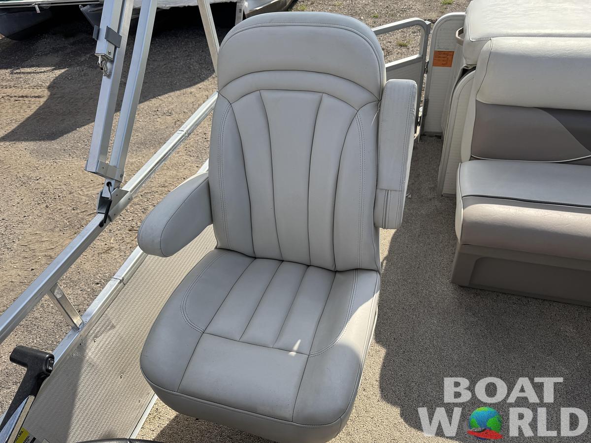 Used 2009 Premier 220 SunSpree DL Pontoon