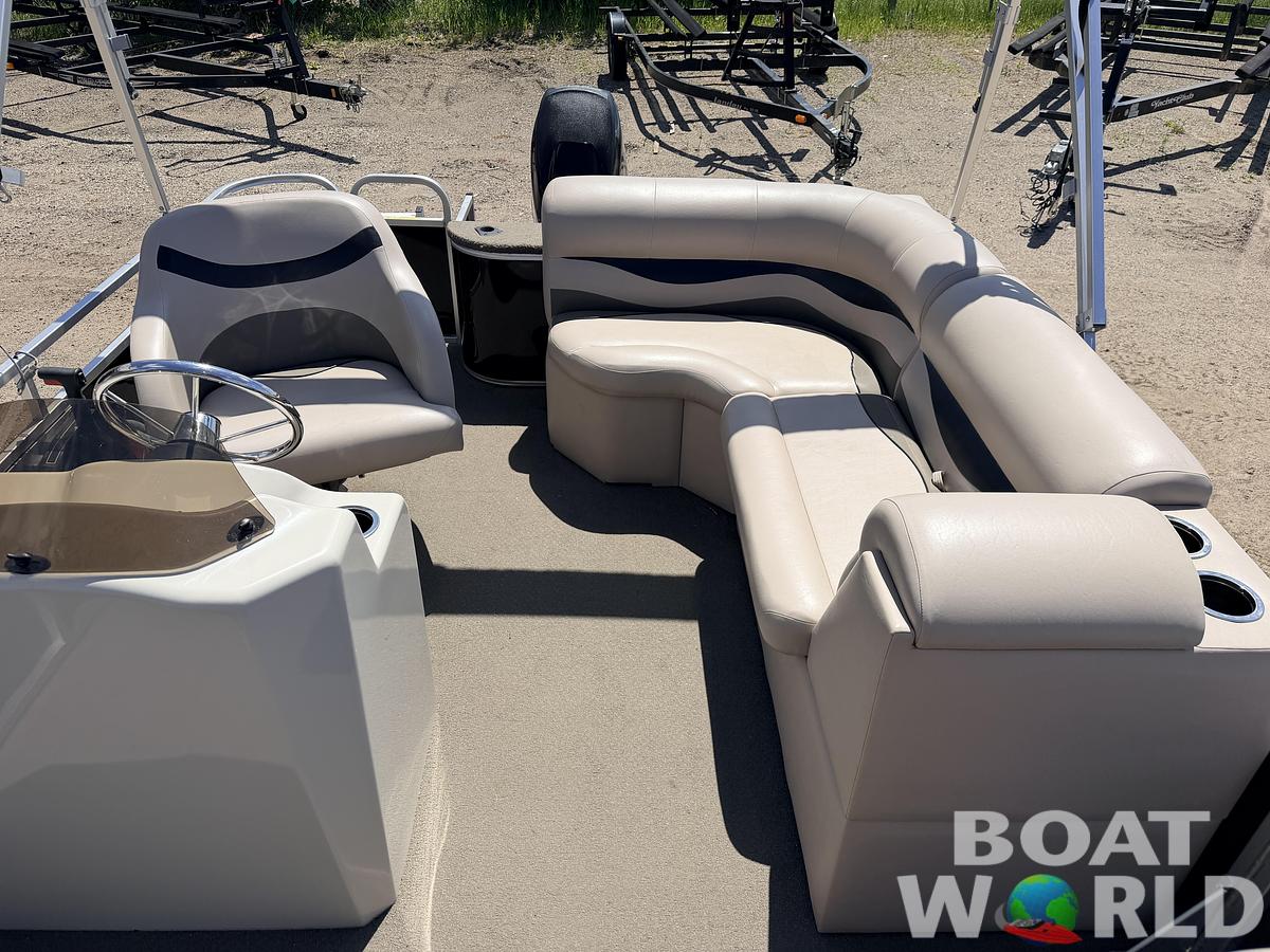 Used 2013 Qwest 7516 Adventure & 40HP Mercury 4Stroke - $16,995