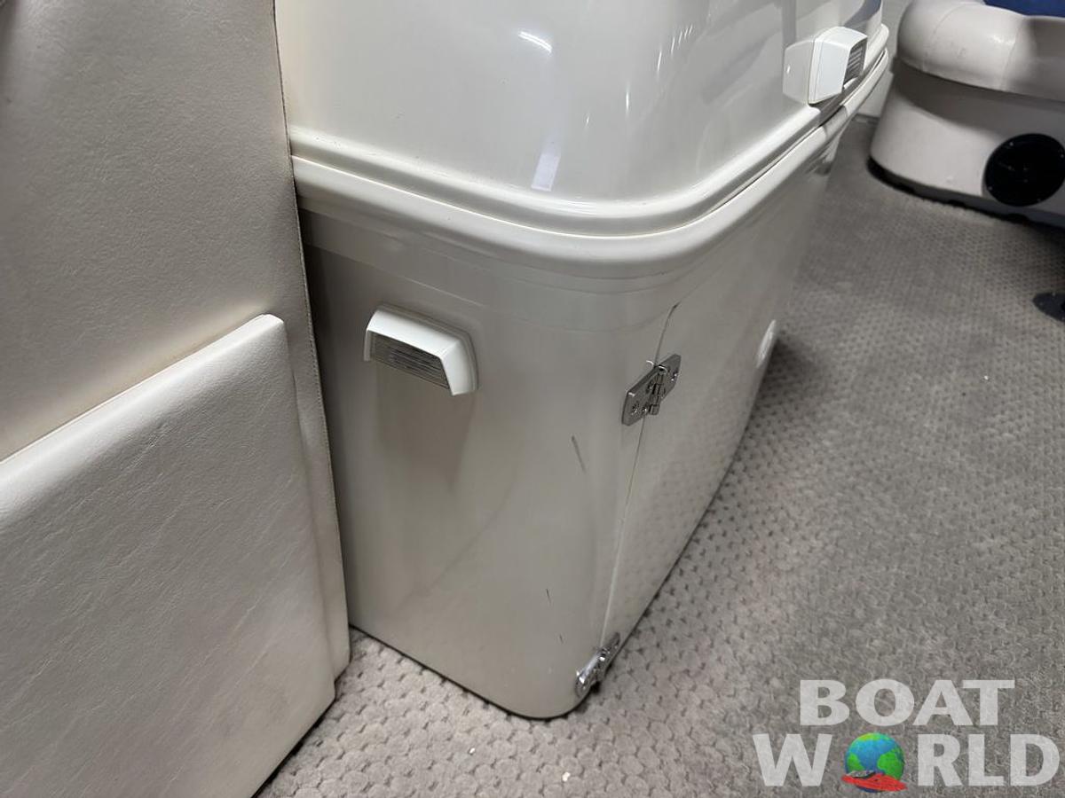 Used 2005 Misty Harbor Boats 2285 GM Pontoon