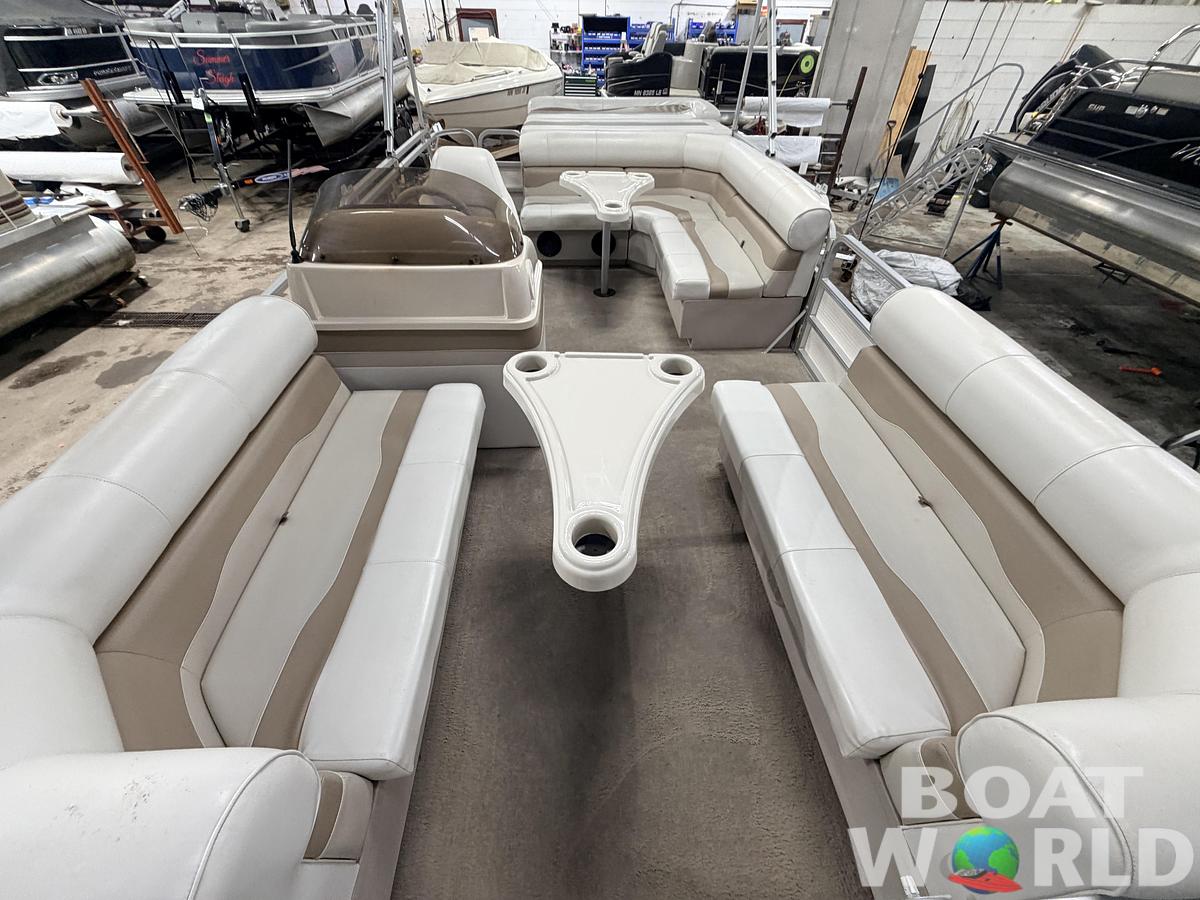 Used 2004 Northwood 2023 Reitta & 40HP Mercury 4Stroke -$