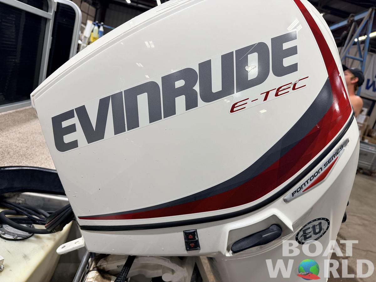Used 2016 Weeres 220 Cadet Cruise & 90HP Evinrude ETec -17,995
