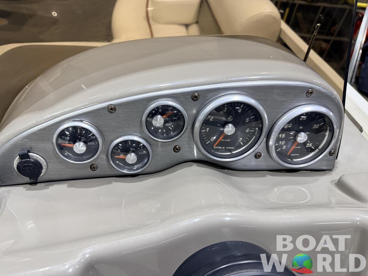 Used 2006 Crestliner 2485 Sport LX Pontoon