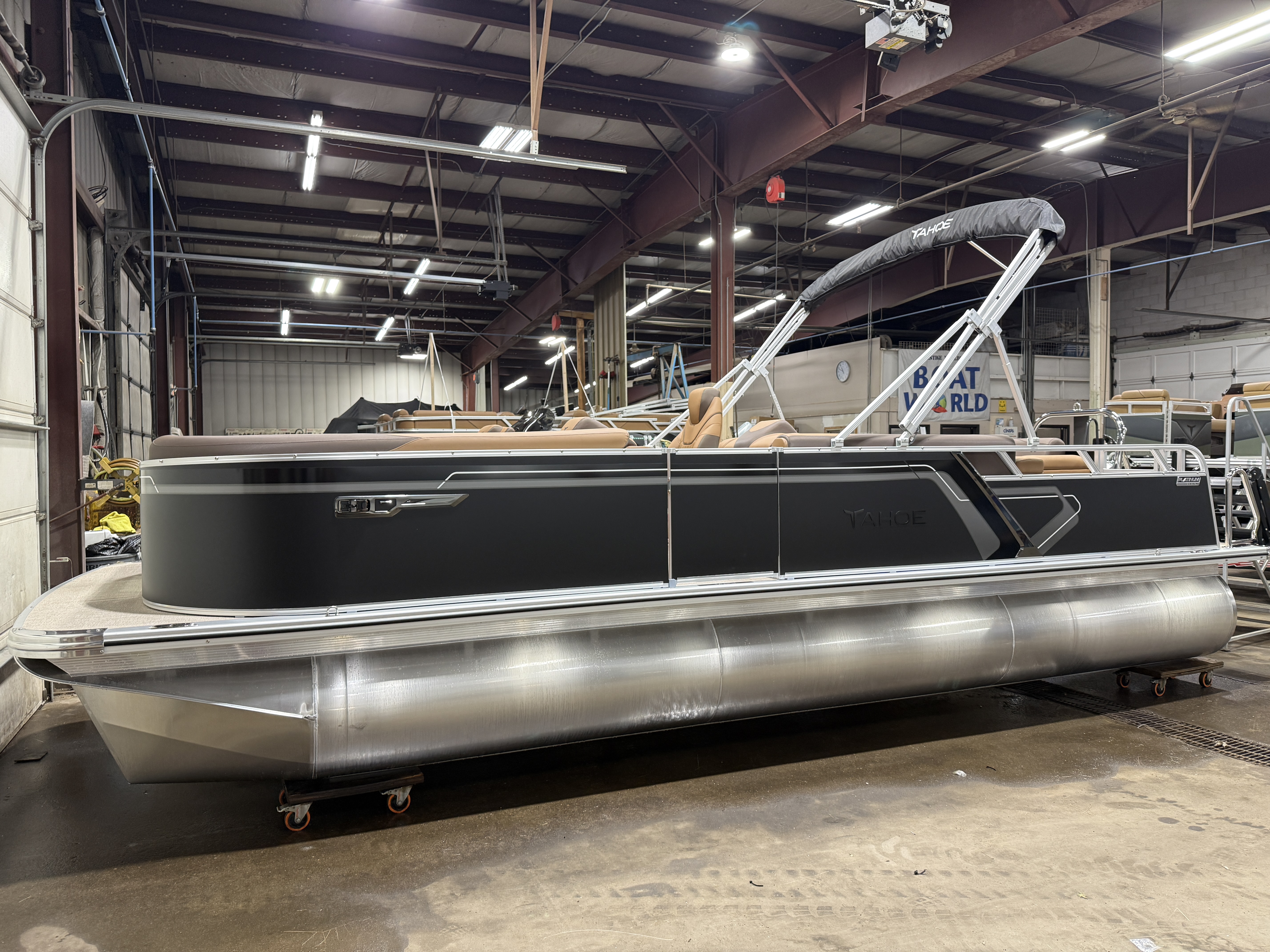 2027 Tahoe LTZ 2385 Elite Cruise & 4-Stroke $42995