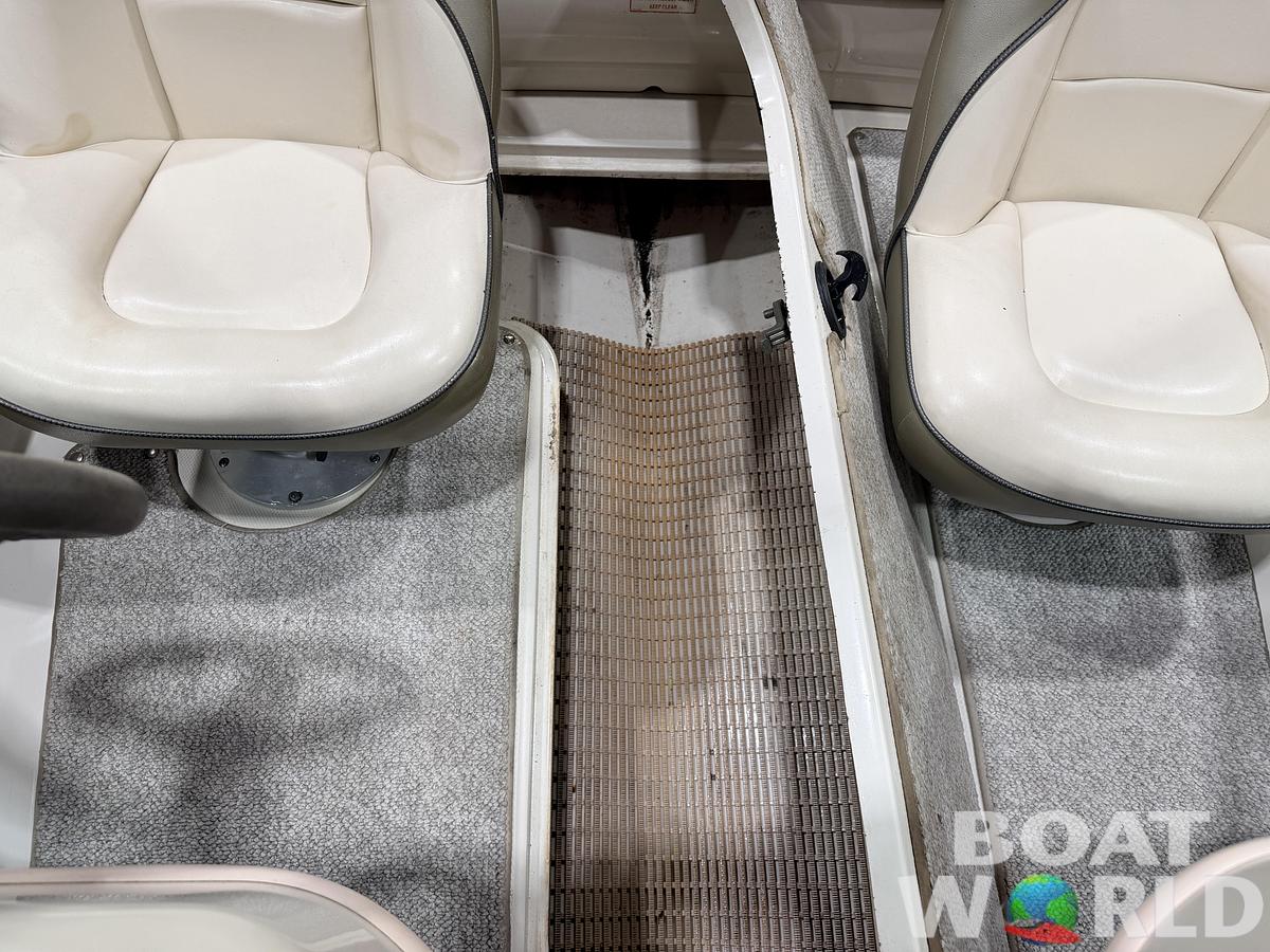 Used 2004 Sea Ray Sport 180 Runabout & 135HP 3.0L Mercruiser - $7,995