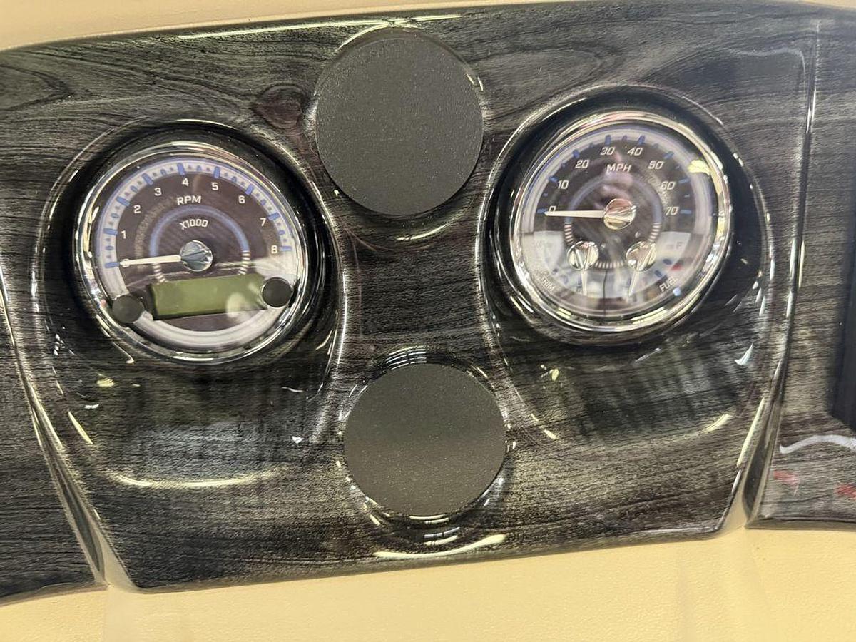 2025 Tahoe Pontoons LTZ 2385 Elite Cruise & Honda 4-Stroke EFI