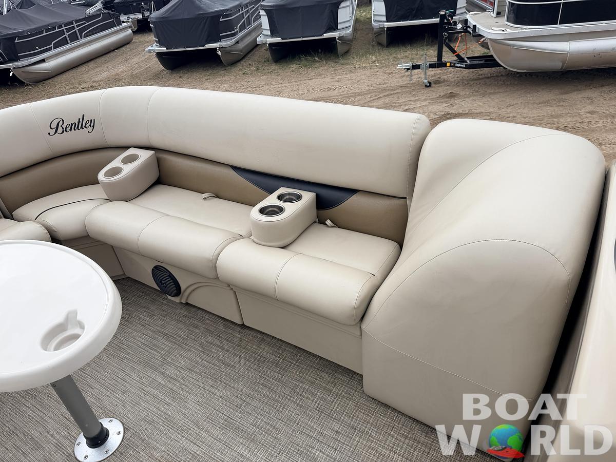 Used 2018 Bentley Encore 240 Cruise SE & 150HP Mercury 4Stroke -$29,995