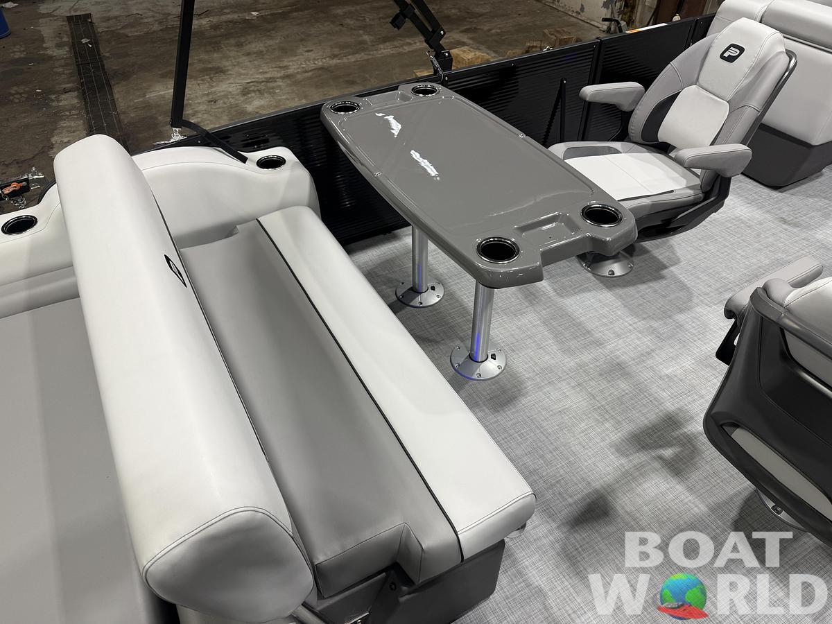 2026 Princecraft Vectra 23 RL SS Swingback Pontoon 