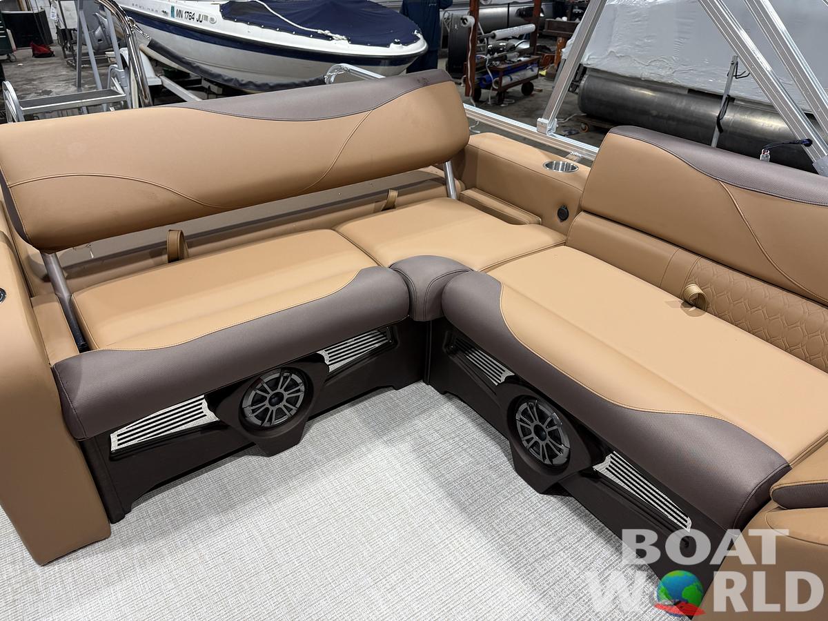 2027 Tahoe LTZ 2385 VRB SE Swingback Pontoon $42995