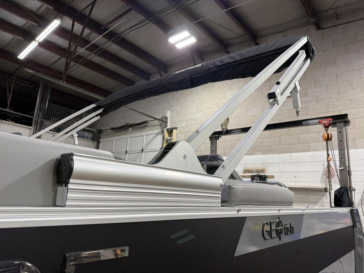 2025 Tahoe Pontoons GEOfish 2385 Rear Fish Tritoon & Honda 4-Stroke EFI